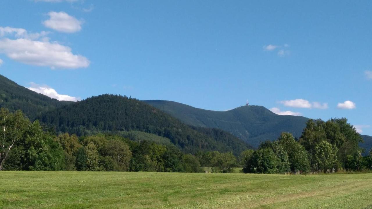 Chata Na Sjezdovce Malenovice  Exterior photo